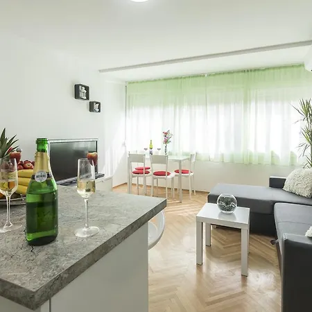 Apartment Petro Oldtown
