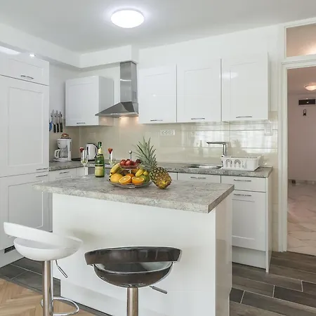 Apartment Petro Oldtown