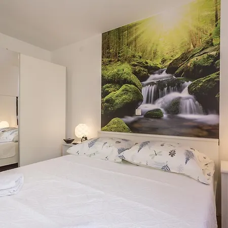 Daire Apartment Petro Oldtown Split