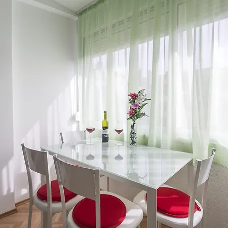 Petro Oldtown 스플리트